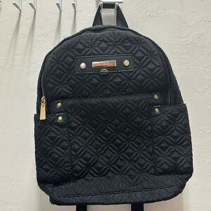 Adrienne Vittadini | Bags | Adrienne Vittadini Quilted Backpack | Poshmark